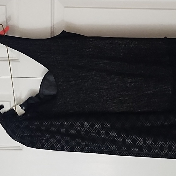 Formal dress - Picture 2 of 3